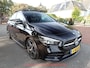 Mercedes-Benz B-klasse 180 AMG-LINE / CAMERA / CARPLAY / TREKHAAK / SCHUIF-KANTEL