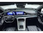 Omoda 9 1.5T-GDi SHS-P Premium 5p | Nog 6 jaar fabrieksgarantie | Tot 145 km volledig elektrisch rijden | Tot 1100 km gecombineerd rijden | 537 pk | Schuif/ kanteldak | Adaptive cruise control | Climate control | Lederen bekleding | Verwarmbare stoelen voor & achter | Apple Carplay/Android Auto