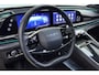 Omoda 9 1.5T-GDi SHS-P Premium 5p | Nog 6 jaar fabrieksgarantie | Tot 145 km volledig elektrisch rijden | Tot 1100 km gecombineerd rijden | 537 pk | Schuif/ kanteldak | Adaptive cruise control | Climate control | Lederen bekleding | Verwarmbare stoelen voor & achter | Apple Carplay/Android Auto