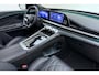 Omoda 9 1.5T-GDi SHS-P Premium 5p | Nog 6 jaar fabrieksgarantie | Tot 145 km volledig elektrisch rijden | Tot 1100 km gecombineerd rijden | 537 pk | Schuif/ kanteldak | Adaptive cruise control | Climate control | Lederen bekleding | Verwarmbare stoelen voor & achter | Apple Carplay/Android Auto