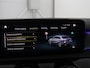 Mercedes-Benz A-klasse 180 Business Solution AMG | Camera | Stoelverwarming | LED | Sfeerverlichting | Navigatie | AMG Line |