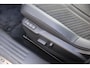 Peugeot e-2008 EV GT Avantage 54 kWh | Fase 3 laden | SOH 98% | Massage | Luxe stoelen | Warmtepomp | Navigatie | NL auto | 17.500km |
