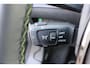 Peugeot e-2008 EV GT Avantage 54 kWh | Fase 3 laden | SOH 98% | Massage | Luxe stoelen | Warmtepomp | Navigatie | NL auto | 17.500km |