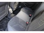 Peugeot e-2008 EV GT Avantage 54 kWh | Fase 3 laden | SOH 98% | Massage | Luxe stoelen | Warmtepomp | Navigatie | NL auto | 17.500km |