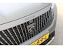 Peugeot e-2008 EV GT Avantage 54 kWh | Fase 3 laden | SOH 98% | Massage | Luxe stoelen | Warmtepomp | Navigatie | NL auto | 17.500km |