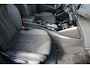 Peugeot e-2008 EV GT Avantage 54 kWh | Fase 3 laden | SOH 98% | Massage | Luxe stoelen | Warmtepomp | Navigatie | NL auto | 17.500km |