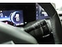 Suzuki e-Vitara Select 49 kWh | Climate control | Cruise control adaptive| Navigatie | Keyless start & Entry | Apple carplay, Android auto | USB A en C aansluiting |