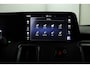 Suzuki e-Vitara Select 49 kWh | Climate control | Cruise control adaptive| Navigatie | Keyless start & Entry | Apple carplay, Android auto | USB A en C aansluiting |