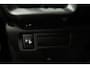 Suzuki e-Vitara Select 49 kWh | Climate control | Cruise control adaptive| Navigatie | Keyless start & Entry | Apple carplay, Android auto | USB A en C aansluiting |