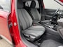 Peugeot 2008 1.2 Turbo Allure 130 PK | Navigatie via Telefoon | All Season Banden  Stoelverwarming | Camera | LED Verlichting | Cruise Control | Climate Control | Half Lederen Bekleding