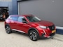 Peugeot 2008 1.2 Turbo Allure 130 PK | Navigatie via Telefoon | All Season Banden  Stoelverwarming | Camera | LED Verlichting | Cruise Control | Climate Control | Half Lederen Bekleding