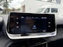 Peugeot 2008 1.2 Turbo Allure 130 PK | Navigatie via Telefoon | All Season Banden  Stoelverwarming | Camera | LED Verlichting | Cruise Control | Climate Control | Half Lederen Bekleding