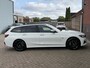 BMW 3-Serie Touring 330e High Executive | LASER LED | 19 " |  CAMERA | HEAD-UP | ELEKTR KLEP | NAVI | CARPLAY |