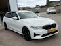 BMW 3-Serie Touring 330e High Executive | LASER LED | 19 " |  CAMERA | HEAD-UP | ELEKTR KLEP | NAVI | CARPLAY |