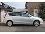 Hyundai i30 CW 1.6i i-Motion / Airco / Parkeersensoren / Elektrische ramen