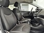 Opel Karl 1.0 Rocks Online Edition/ Apple + Android/ Dakrails/ DAB+/ 15'' LMV/ Extra getint glas/ Multi. Stuur/ Navi/ Cruise/ Bluetooth/ Airco/ Mistl./ PDC/ Metallic lak.