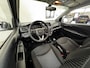 Opel Karl 1.0 Rocks Online Edition/ Apple + Android/ Dakrails/ DAB+/ 15'' LMV/ Extra getint glas/ Multi. Stuur/ Navi/ Cruise/ Bluetooth/ Airco/ Mistl./ PDC/ Metallic lak.