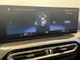BMW 3-Serie 320e | Navigatie/Android/Apple Carplay | M-Pakket | Sfeerverlichting | LM Velgen | Cruise Control | Airco |