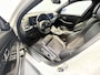 BMW 3-Serie 320e | Navigatie/Android/Apple Carplay | M-Pakket | Sfeerverlichting | LM Velgen | Cruise Control | Airco |