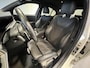 BMW 3-Serie 320e | Navigatie/Android/Apple Carplay | M-Pakket | Sfeerverlichting | LM Velgen | Cruise Control | Airco |