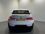 BMW 3-Serie 320e | Navigatie/Android/Apple Carplay | M-Pakket | Sfeerverlichting | LM Velgen | Cruise Control | Airco |