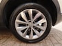 Volkswagen T-Roc 1.0 TSI Style Ecc Cruisecontrol Led A.E.B Navigatie Stoelverwarming Achteruitrijcamera Carplay Pdc Lm Velgen ***Goed Onderhouden***