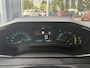 Peugeot e-208 EV Active Pack 50 kWh Navigatie | Cruise control | Stoel verwarming | Apple Carplay & Android Auto | Parkeer Sensoren achter | DAB+ | Keyless Start SOH 98,9%