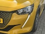 Peugeot e-208 EV Active Pack 50 kWh Navigatie | Cruise control | Stoel verwarming | Apple Carplay & Android Auto | Parkeer Sensoren achter | DAB+ | Keyless Start SOH 98,9%