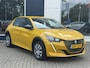 Peugeot e-208 EV Active Pack 50 kWh Navigatie | Cruise control | Stoel verwarming | Apple Carplay & Android Auto | Parkeer Sensoren achter | DAB+ | Keyless Start SOH 98,9%