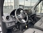 Mercedes-Benz eSprinter 320 L2 H2 Pro 81kWh / Snel laden 115Kw / Trekhaak / Parkeersensoren / MBUX / Navigatie / Camera / Cruise control / Airco / 270 Graden achterdeuren