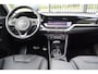 Kia Niro Hybrid 1.6 GDi PHEV ExecutiveLine NL Auto/Panoramadak/Apple carplay/Stoelverwarming voor en achter/Stoelventilatie/Achteruitrijcamera/Parkeersensoren/Stuurverwarming/Lane assist/Cruise control