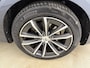 Volvo V60 B4 Business Pro | 18" | Adaptieve Cruise | BLIS | Parkeercamera | Stoel/Stuurverwarming | Keyless | Elektr. Achterklep