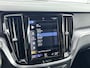 Volvo V60 B4 Business Pro | 18" | Adaptieve Cruise | BLIS | Parkeercamera | Stoel/Stuurverwarming | Keyless | Elektr. Achterklep