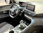 Peugeot 3008 1.2 PureTech Allure Pack - Navigatie / Apple Carplay I Airco I LED I DPC I Achteruitrij CameraI Dealer onderhouden