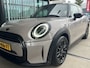 MINI Cooper 5-Deurs 1.5 Camden Edition | AUTOMAAT | CAMERA | CARPLAY | NAVI | CRUISE CONTROL | STOEL/STUURVERWARMING | PDC | CLIMATE CONTROL | LMV 16'' | KEYLESS | LED | DAB | BLUETOOTH