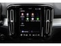 Volvo XC40 B4 Plus Dark | Panoramadak | Trekhaak | Verwarmbare voorstoelen en stuurwiel | Premium audio by Harman Kardon | Adaptieve cruise control