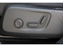 Volvo XC40 B4 Plus Dark | Panoramadak | Trekhaak | Verwarmbare voorstoelen en stuurwiel | Premium audio by Harman Kardon | Adaptieve cruise control