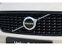 Volvo XC40 B4 Plus Dark | Panoramadak | Trekhaak | Verwarmbare voorstoelen en stuurwiel | Premium audio by Harman Kardon | Adaptieve cruise control