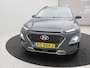 Hyundai Kona 1.0T Premium Stoelventilatie voorzijde / Stoel en stuurverwarming / Cruise control / Airco / Navigatie / Apple Carplay/