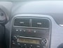 Fiat Punto Grande 1.4-16V Sport 120PK NL AUTO NAP! NIEUW DISTRIBUTIE! AIRCO ECC l ELEK PAKKET l LMV l MTF STUUR! ZELDZAAM MOOI!