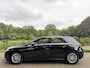 Mercedes-Benz A-klasse 200 Business Solution | Leder | Camera | Stoelverwarming | Nieuwe Service & APK | Garantie |