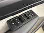 Volvo XC40 T4 Inscription | 18" Allseason | Panoramadak | 360 Camera | Elektr. verst. Lederen Stoelen | Adaptieve Cruise | BLIS | Parkeercamera | Parkeerverwarming |