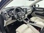 Volvo XC40 T4 Inscription | 18" Allseason | Panoramadak | 360 Camera | Elektr. verst. Lederen Stoelen | Adaptieve Cruise | BLIS | Parkeercamera | Parkeerverwarming |