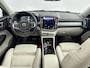 Volvo XC40 T4 Inscription | 18" Allseason | Panoramadak | 360 Camera | Elektr. verst. Lederen Stoelen | Adaptieve Cruise | BLIS | Parkeercamera | Parkeerverwarming |