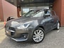 Suzuki Swift 1.2 Style Smart Hybrid // DODEHOEK // ADAPT. CRUISE // CAMERA+SENSOREN // STOELVERWARMING // NAVI + CARPLAY