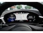 Porsche Macan 4 100 kWh l Luchtvering l InnoDrive l Panoramadak l Elektrische trekhaak l  Bose l