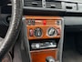 Mercedes-Benz 200-Serie 200-500 (W124) 260 E 6CILINDER