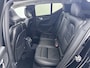 Volvo XC40 T5 Recharge Inscription | 20" | R-Design Look | Trekhaak | Panoramadak | Harman Kardon | Elektr. verst. Stoelen | BLIS | Parkeercamera