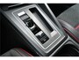 Volkswagen Golf 2.0 TSI GTI CLUBSPORT 300 PK / PANO / IQ LIGHTS / DCC / NURBURGRING / HUD / HARMAN KARDON / CAMERA / BLIND SPOT