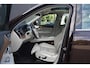 Volvo XC90 T8 Twin Engine AWD Inscription | Bowers & Wilkins Premium Audio | Luchtvering | 360 graden Camera | Head Up Display | Semi Elektrische Trekhaak | Exterior stylingkit | Treeplanken | 21 inch Lichtmetalen velgen | Massage | Stoel-/Stuurwielverwarming | Stoelkoeling | BLIS | Adaptieve Cruise Control | Pilot Assist |